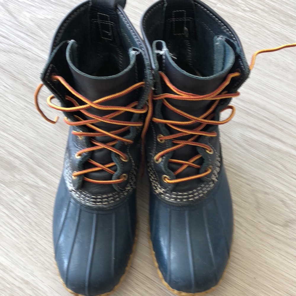 LL Bean Thinsulate Navy on Navy Boots